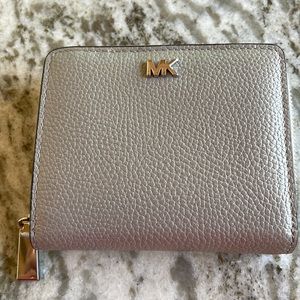 Michael Kors gray leather medium wallet